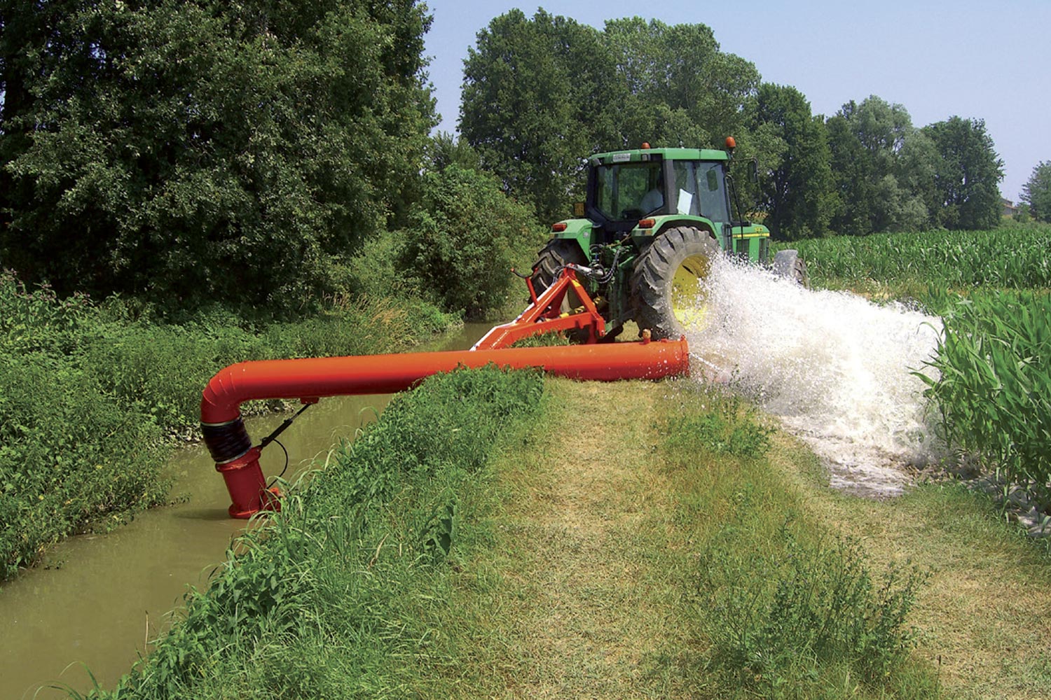 La truffa green dell’agricoltura “vampira d’acqua”